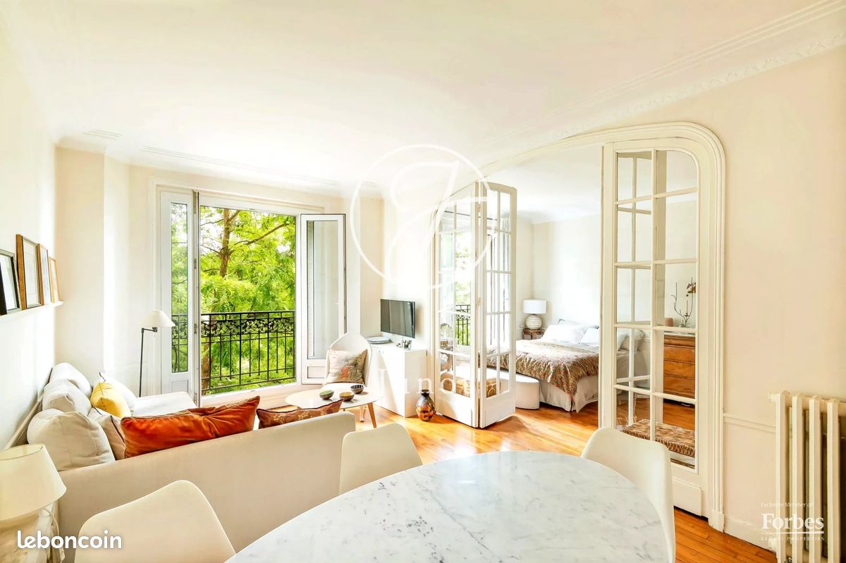 Appartement 2 pièces 55 m² · à Paris · 55 m² · 735 000 €