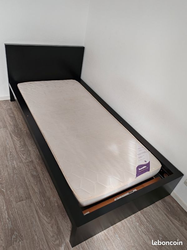 Lit Ikea avec matelas (image 2)