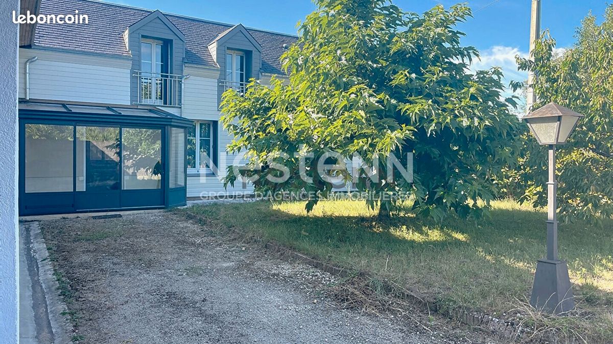 Maison 7 pièces 195 m² · à Le Controis-en-Sologne · 195 m² · 192 000 €