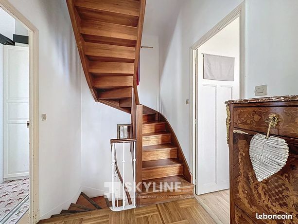 Propriété 9 pièces 197 m² — 11