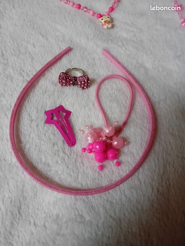 Lot bijoux fantaisie (image 1)