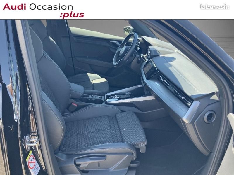 Audi A3 Sportback 35 TFSI 150ch Mild Hybrid S line S tronic 7 (image 14)