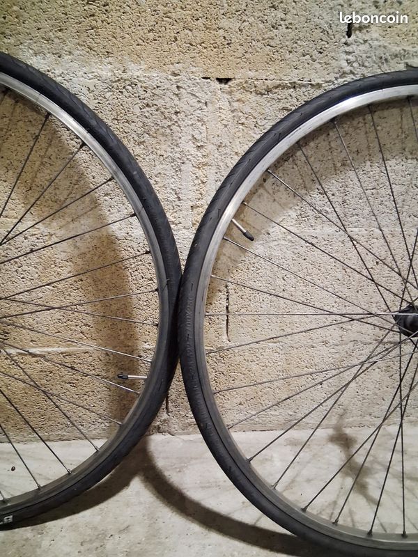 Paire De Roues Vélo De Route Vintage Mavic MA2 Sur Moyeu Maillard 6v - 700c, Occasion, Italie