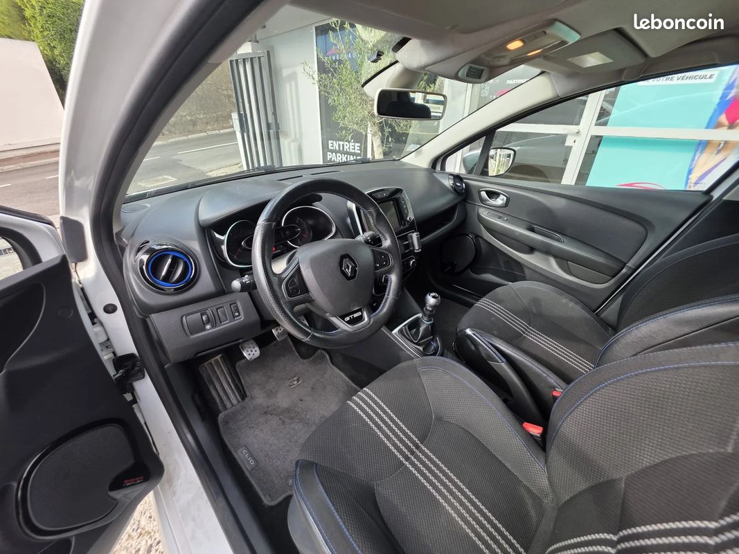 Renault CLIO IV Intens Pack GT Line / Vidange Neuve / (image 10)