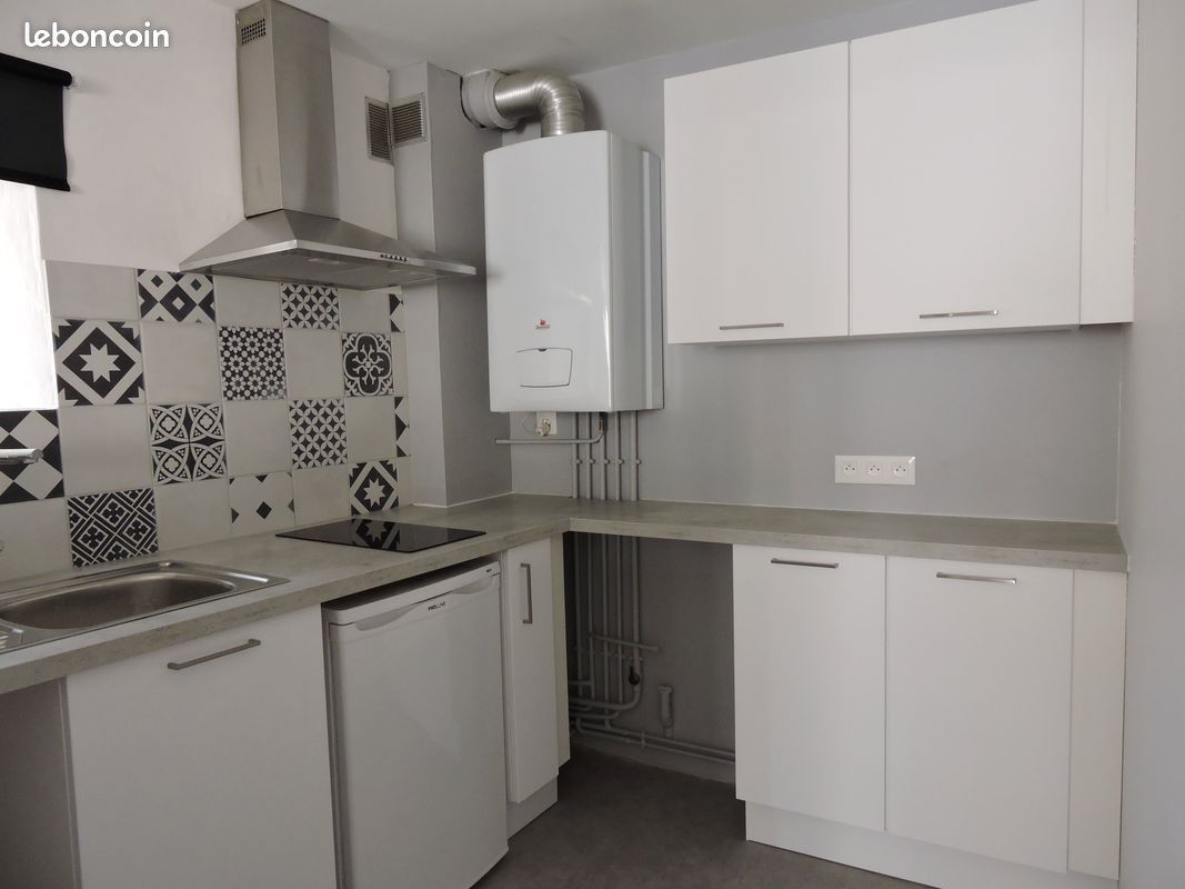 Appartement 1 pièce 30 m² · à Poitiers · 30 m² · 450 €