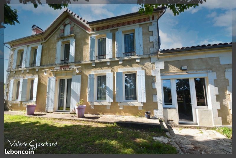 Maison 8 pièces 257 m² · à Le Pizou · 257 m² · 400 140 €