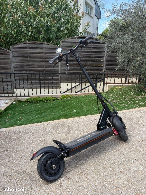 Trottinette électrique MOBYGUM Xenon-R 2000W 52V 24Ah (image 4)
