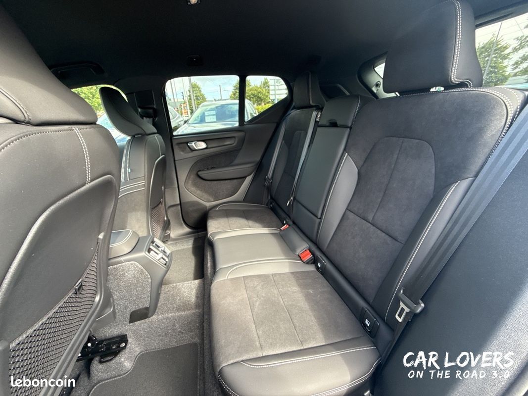 VOLVO XC40 B3 163 ch DCT7 Plus (image 15)