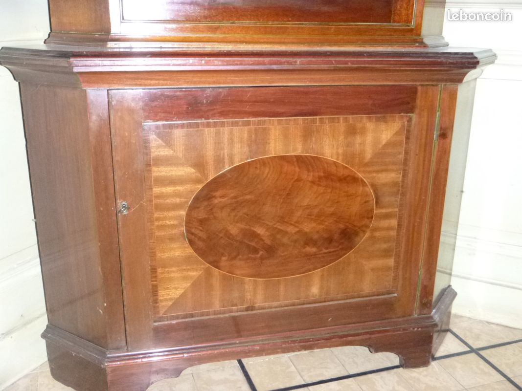 Vitrine (image 2)