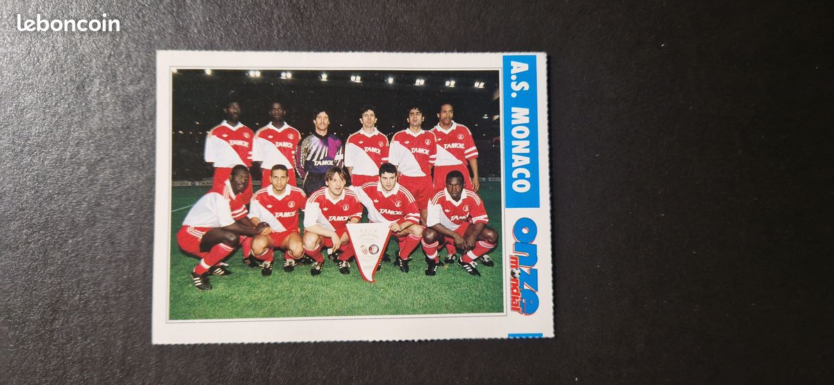 Livre 'Onze Mondial – Les 50 équipes De Légende' – Football, En Très Bon état