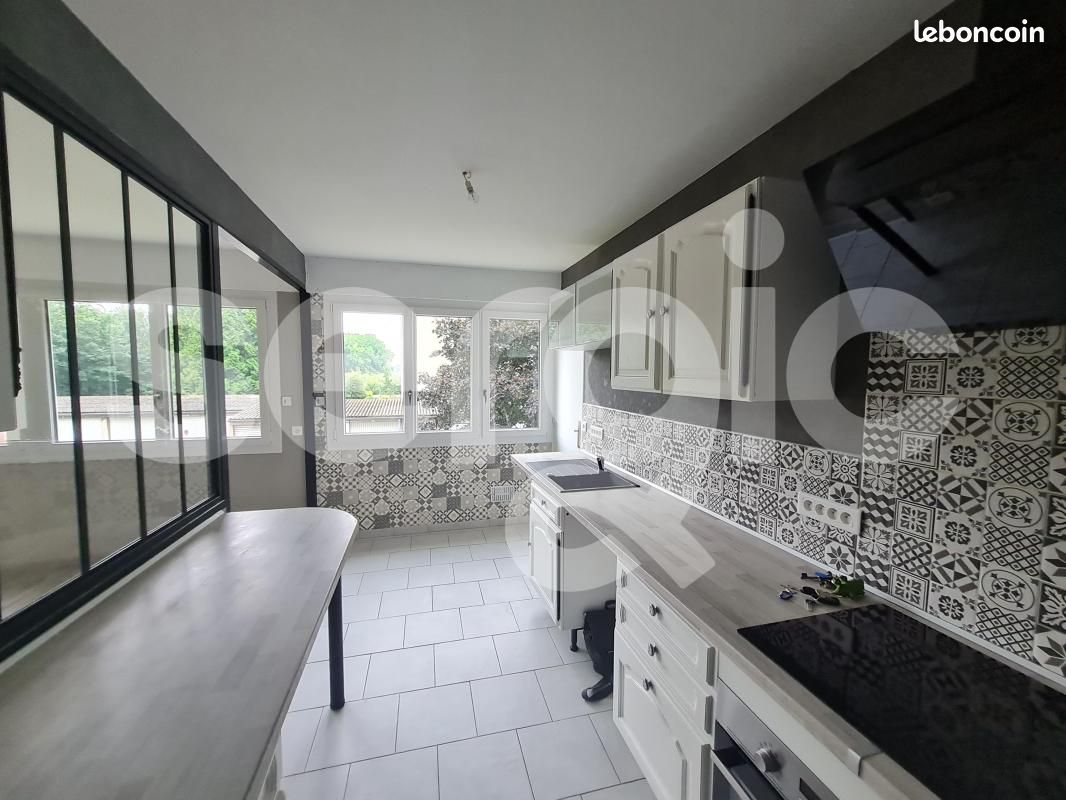 Appartement 4 pièces 82 m² · à Douai · 82 m² · 800 €/mois