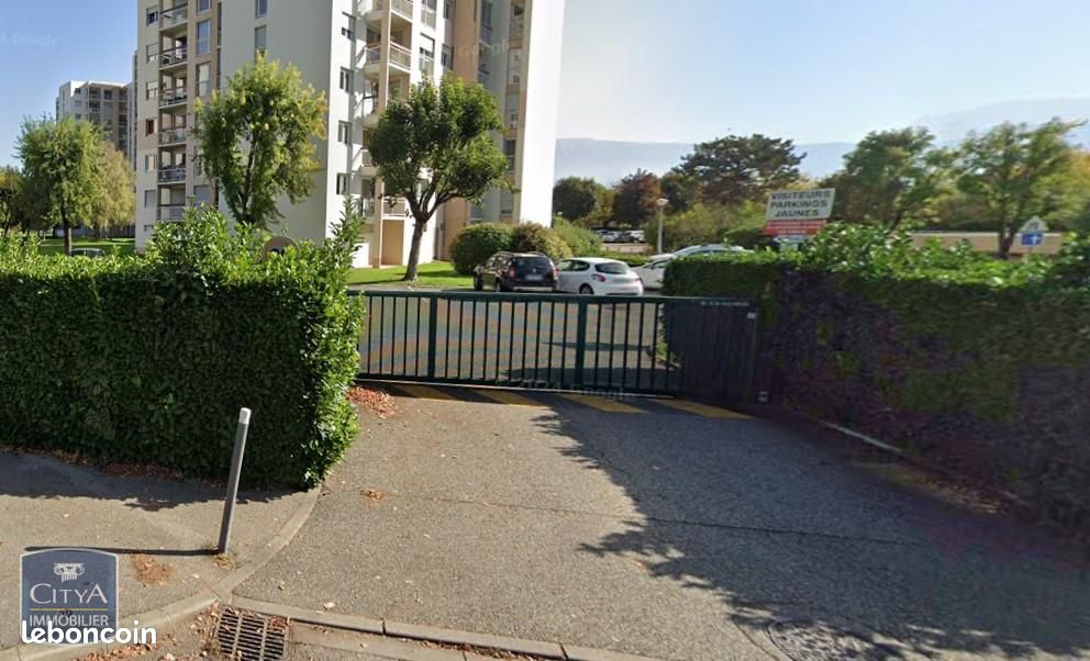 Garage Seyssins · 100 €/mois