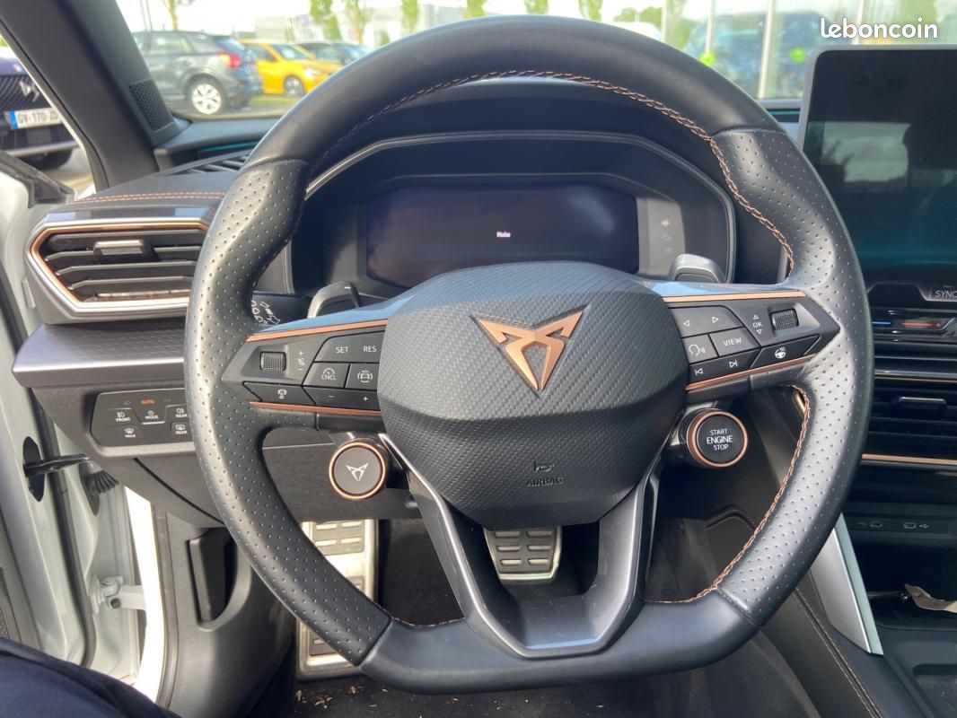 Cupra Leon 1.5 eTSI Hybrid 150 ch DSG7 V (image 11)
