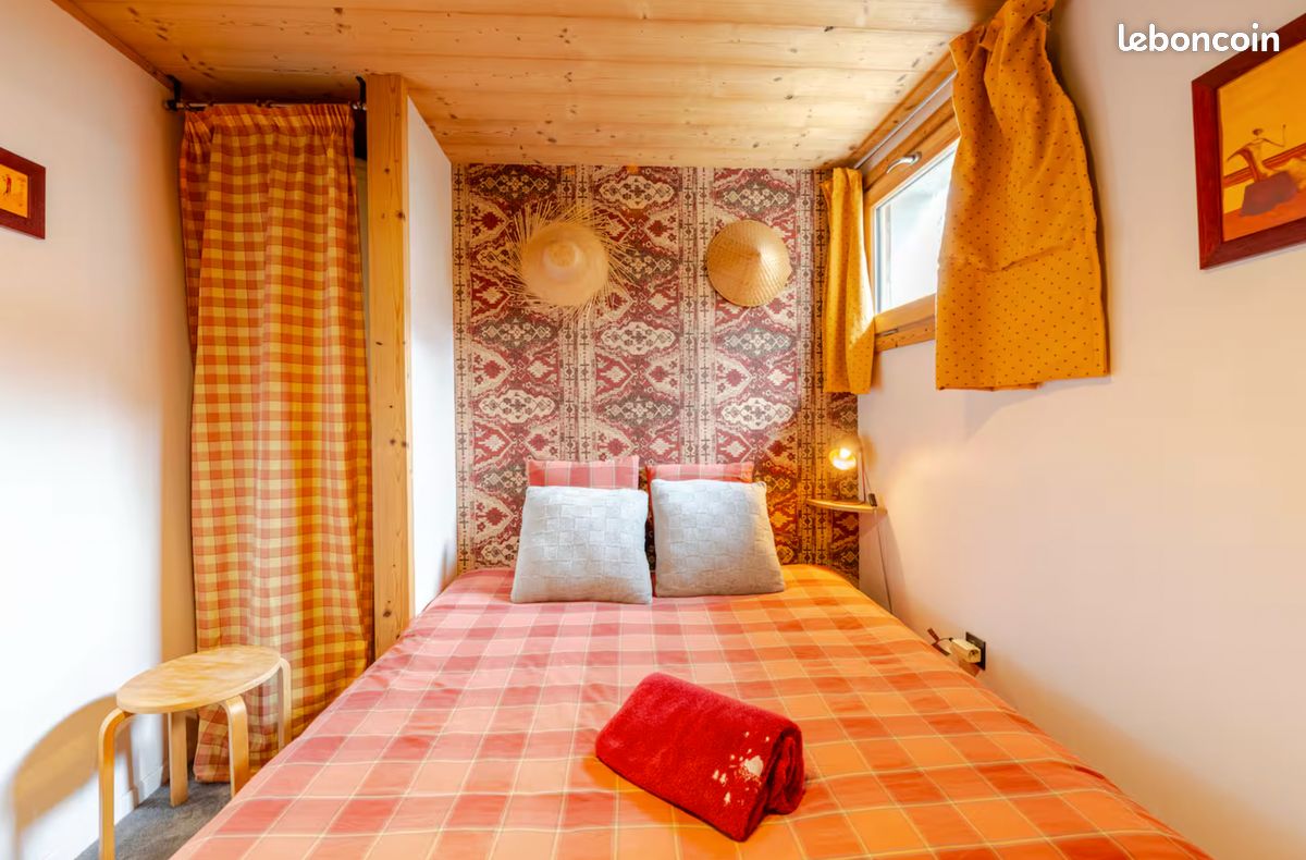Super T3 plein Centre CARROZ. Jardin/Parking/WIFI/Terrasse (image 4)
