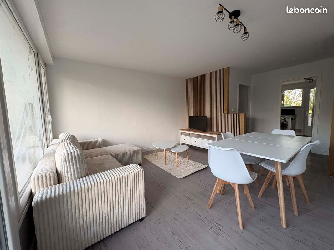 Appartement 4 pièces 72 m² · à Angers · 72 m² · 495 €