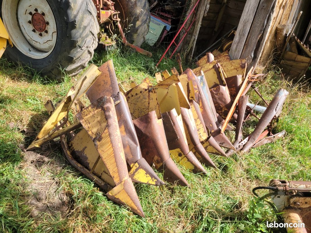 Diviseurs de moissonneuse batteuse new holland serie 800,tx,tf... Prix 20E PIECE (image 3)