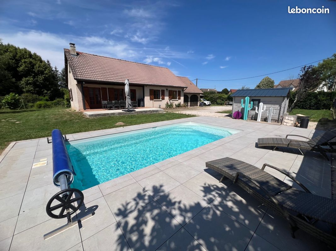 Maison 6 pièces 110 m² · à Saint-Germain-du-Plain · 110 m² · 239 000 €
