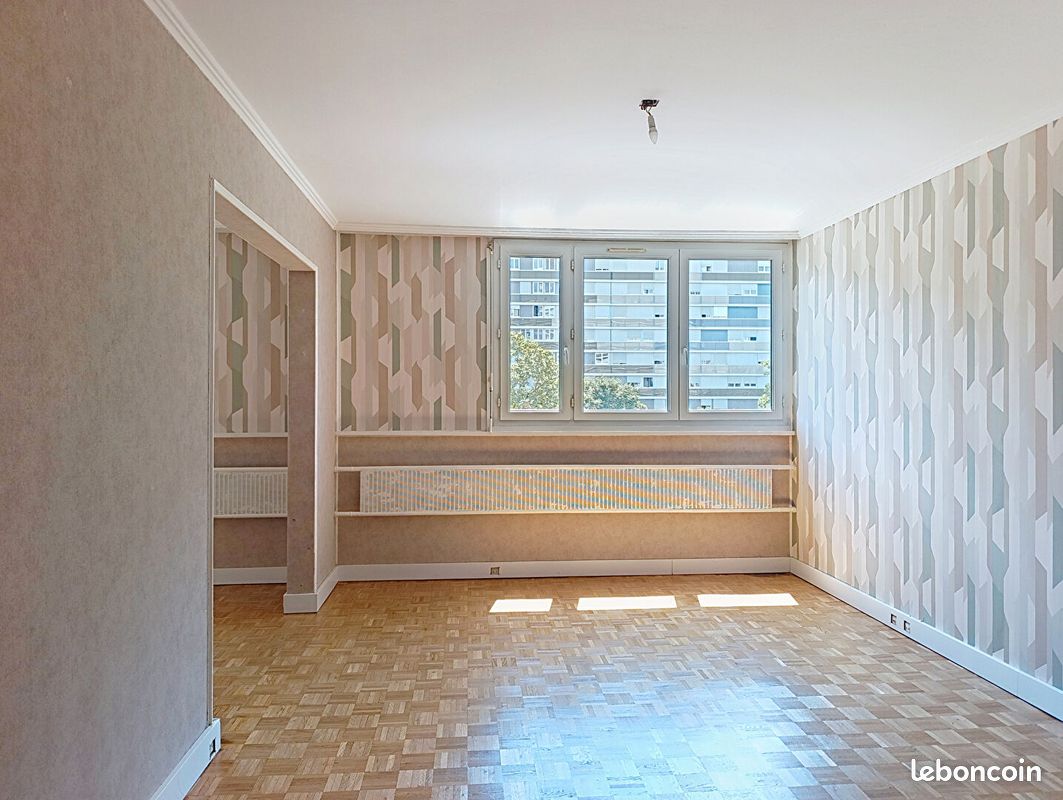 Appartement 4 pièces 72 m² · à Saint-Étienne · 72 m² · 60 500 €