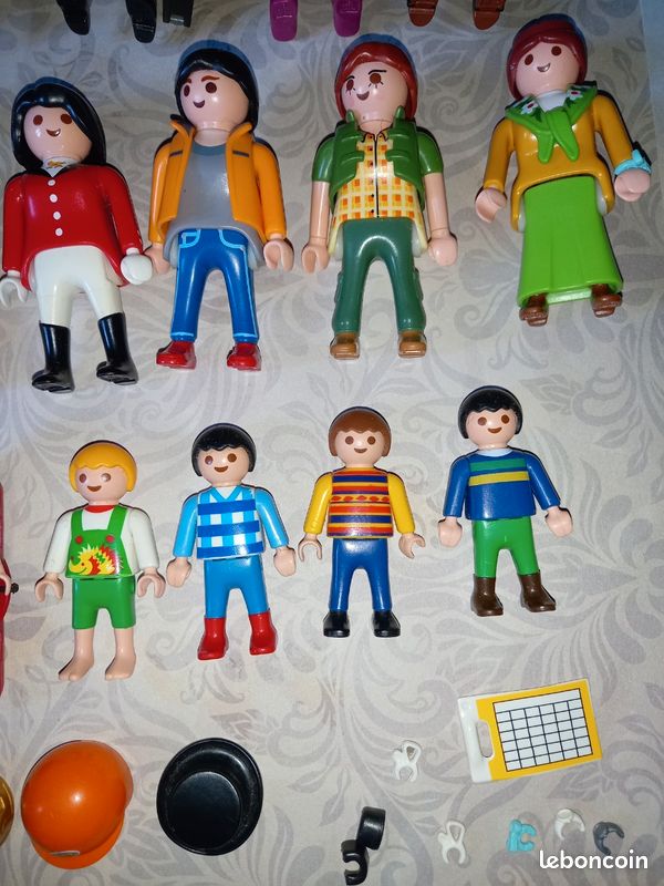 Lot Playmobil personnages accessoires (image 7)