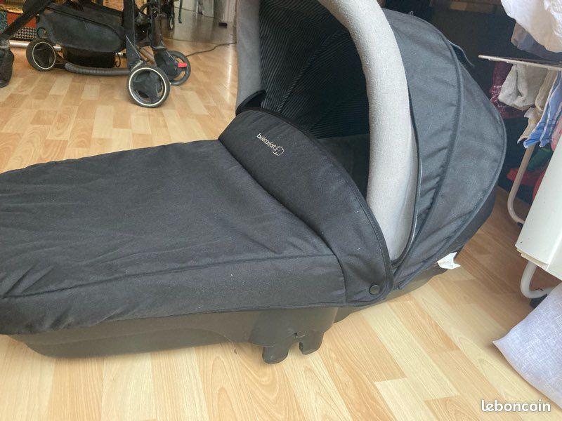 Poussette, cosy, de la naissance à petite enfance (image 2)