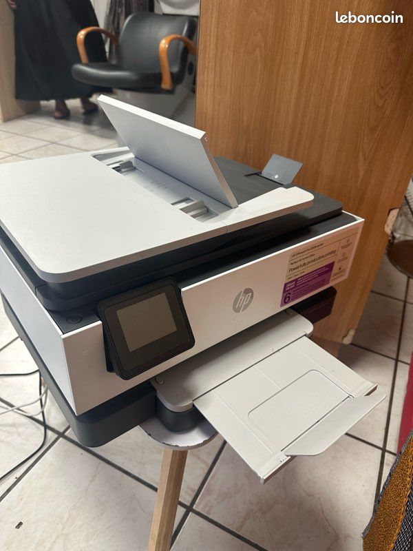 Imprimante HP OfficeJet Pro 8130e – réseau sans fil, écran tactile (image 2)