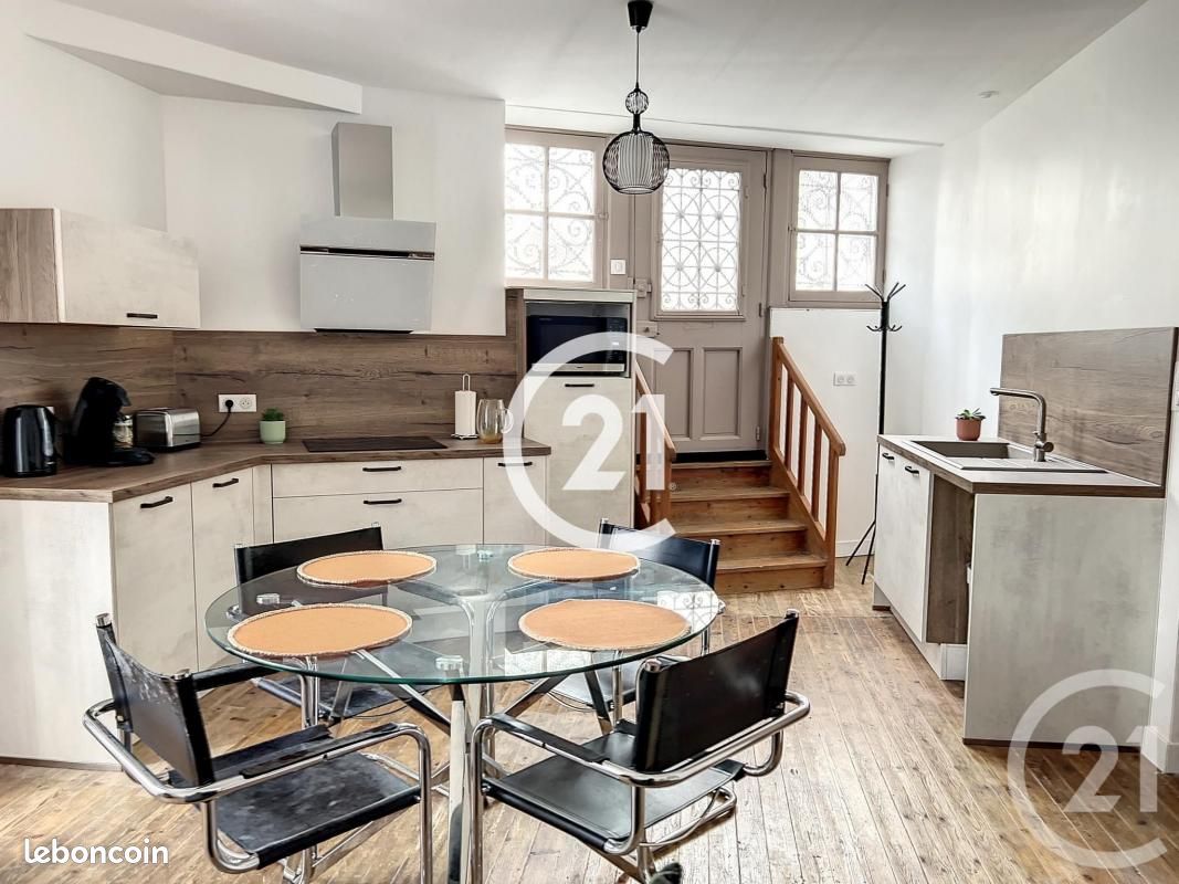 Appartement 2 pièces 43 m² - Cognac 16100 (image principale 0)