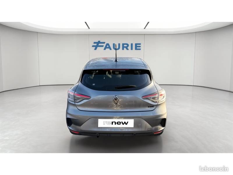 Renault Clio E-Tech full hybrid 145 ch GSR2 Evolution (image 6)