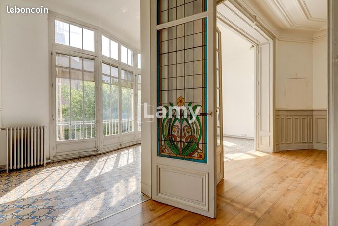 Appartement 7 pièces 260 m² — 9