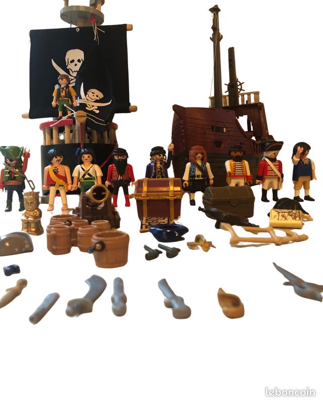 Lot Playmobil : Pirates, Égyptiens, Famille, Indiens, Chevaliers, Arbre - Occasion Comme Neuf