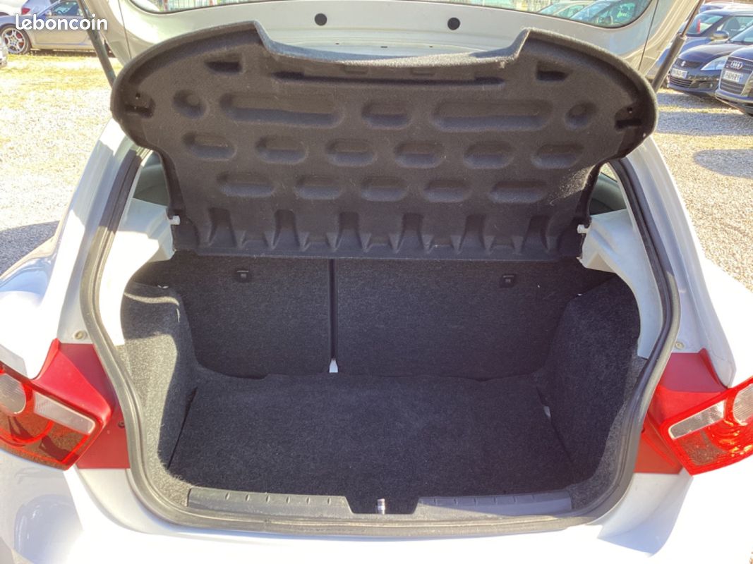 SEAT Ibiza 1.2 TDI 75 CH COPA (image 8)