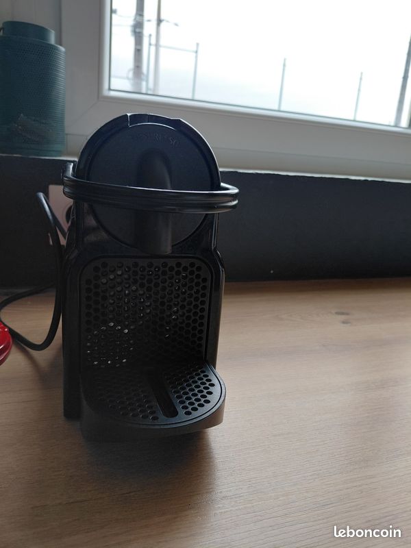 Machine à café nespresso (image 1)