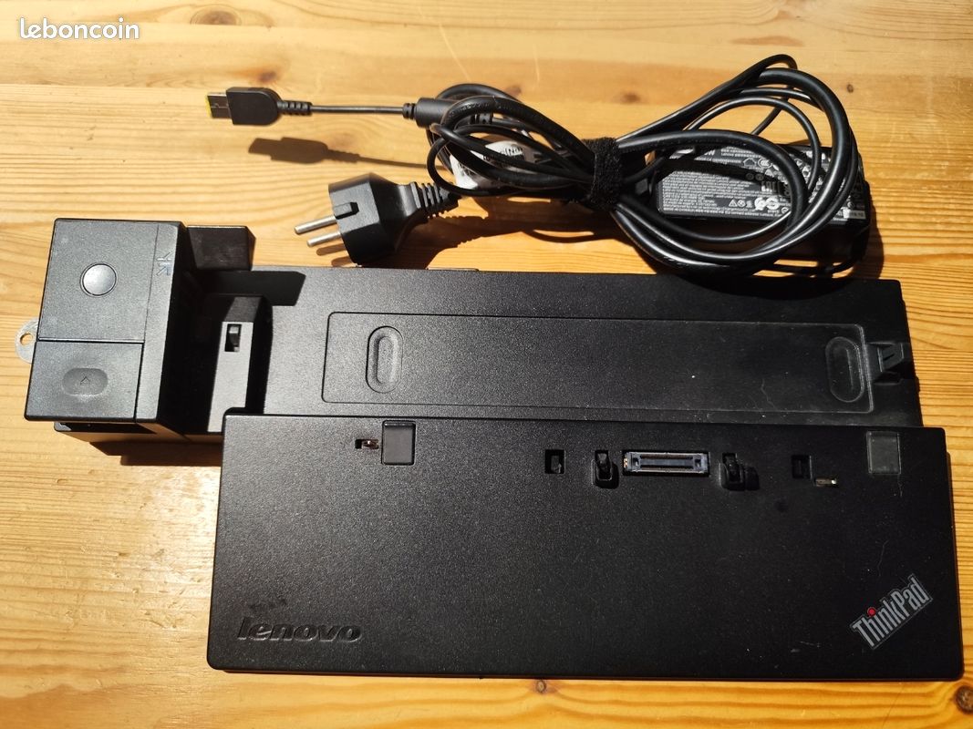 ThinkPad Pro Dock – Station d’accueil Lenovo avec alimentation – Très bon état (image 1)