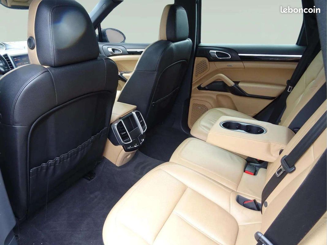 Porsche CAYENNE Platinum Edition 3.6 V6 300 ch * Toit Ouvrant * Bose * Caméra * Sièges Chauffants (image 11)