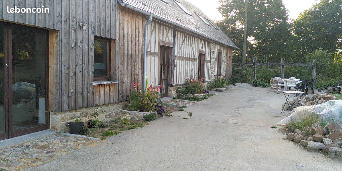 Gîte N° 1 à Domfront en poiraie * Normandie (image 2)