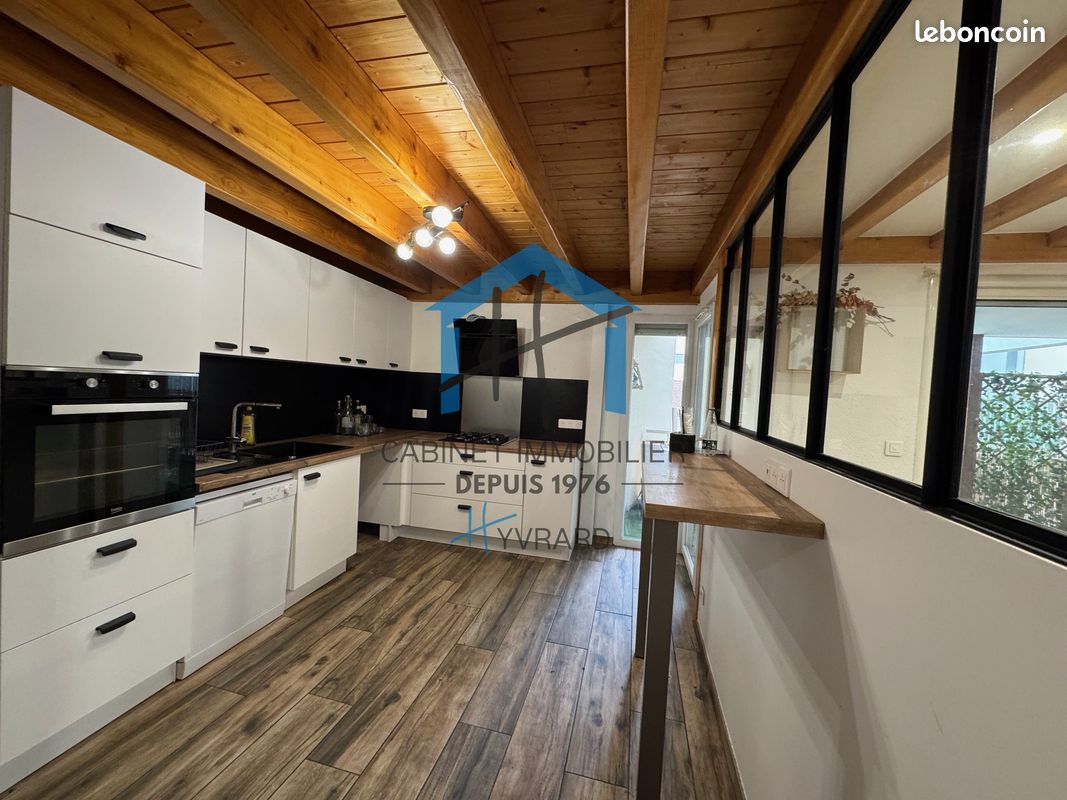 Appartement a louer saint-chamond - 4 pièce(s) - 100 m2 - Surfyn