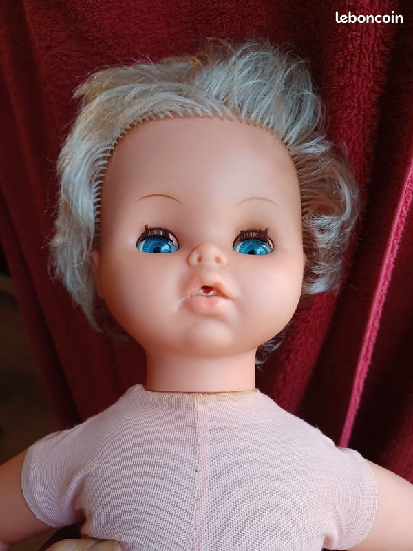 POUPEE BELLA PITCHOUN DANS SA BOITE D'ORIGINE