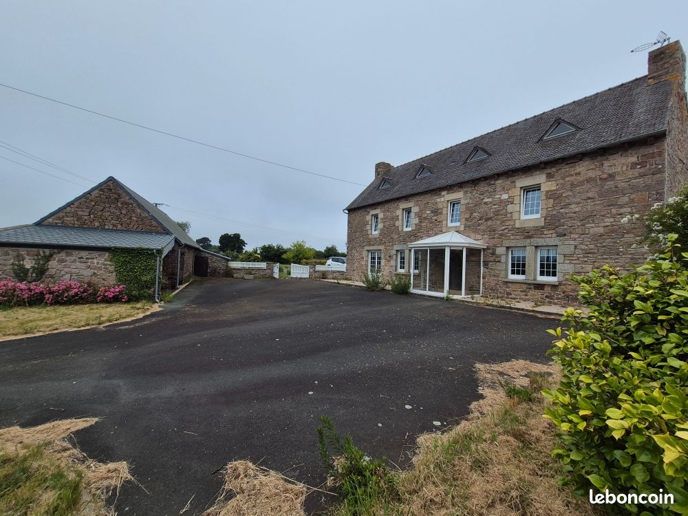 Maison 5 pièces 150 m² · à Yvias · 150 m² · 395 000 €