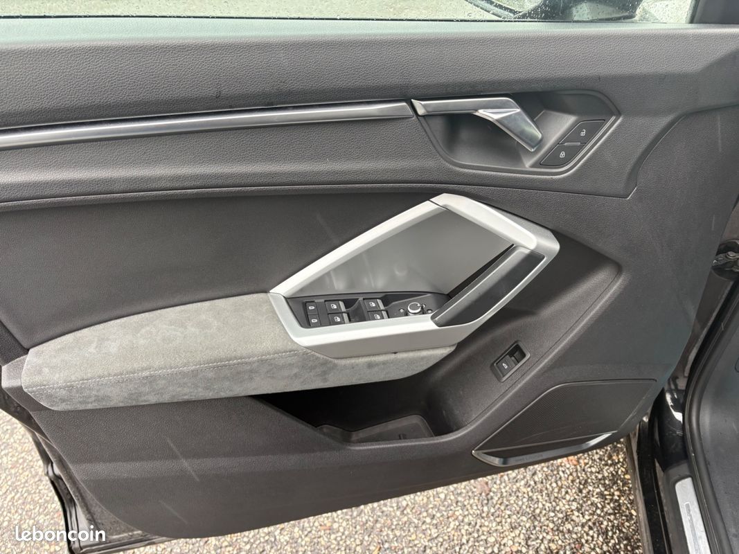 AUDI Q3 Q3 35 TFSI 150 ch Caméra 360 Toit Ouvrant Coffre Électrique (image 14)