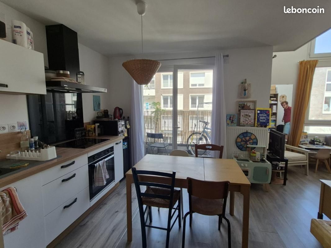 Appartement 2 pièces 44 m² · à Lille · 44 m² · 730 €