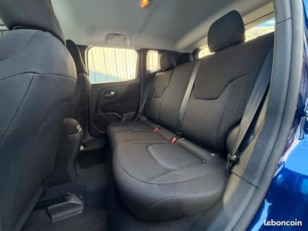JEEP RENEGADE MY20 1.6 l MultiJet 120 ch BVM6 Quicksilver Winter Edition (image 21)