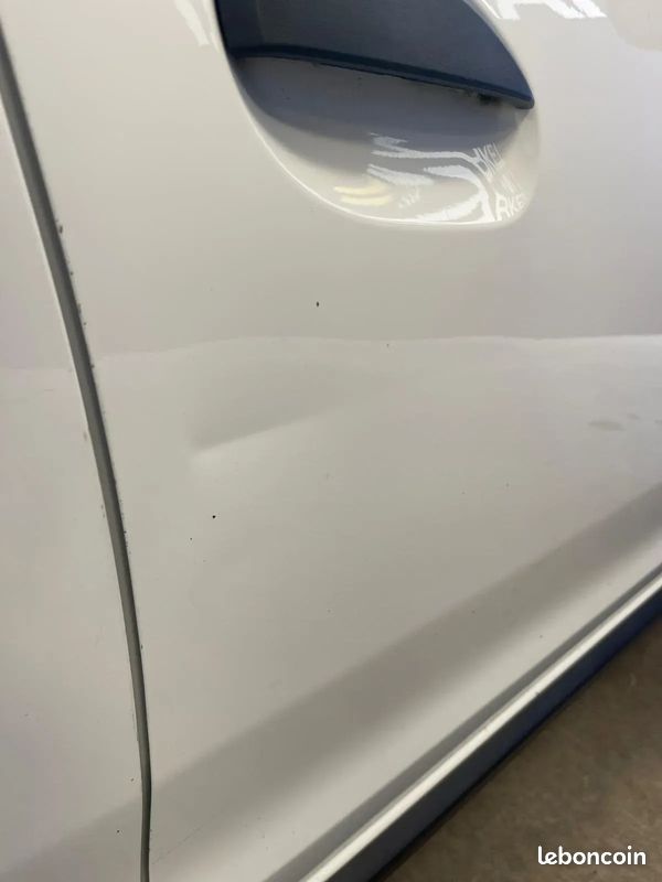 DACIA Sandero 1.5 D 95ch Stepway - 2019 - Caméra de recul - Phares LED - Navigation - Distribution OK (image 26)