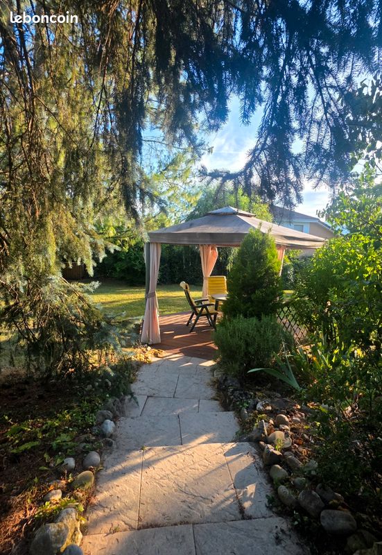 Maison 5 pièces 185 m² · à Ornex · 185 m² · 725 000 €