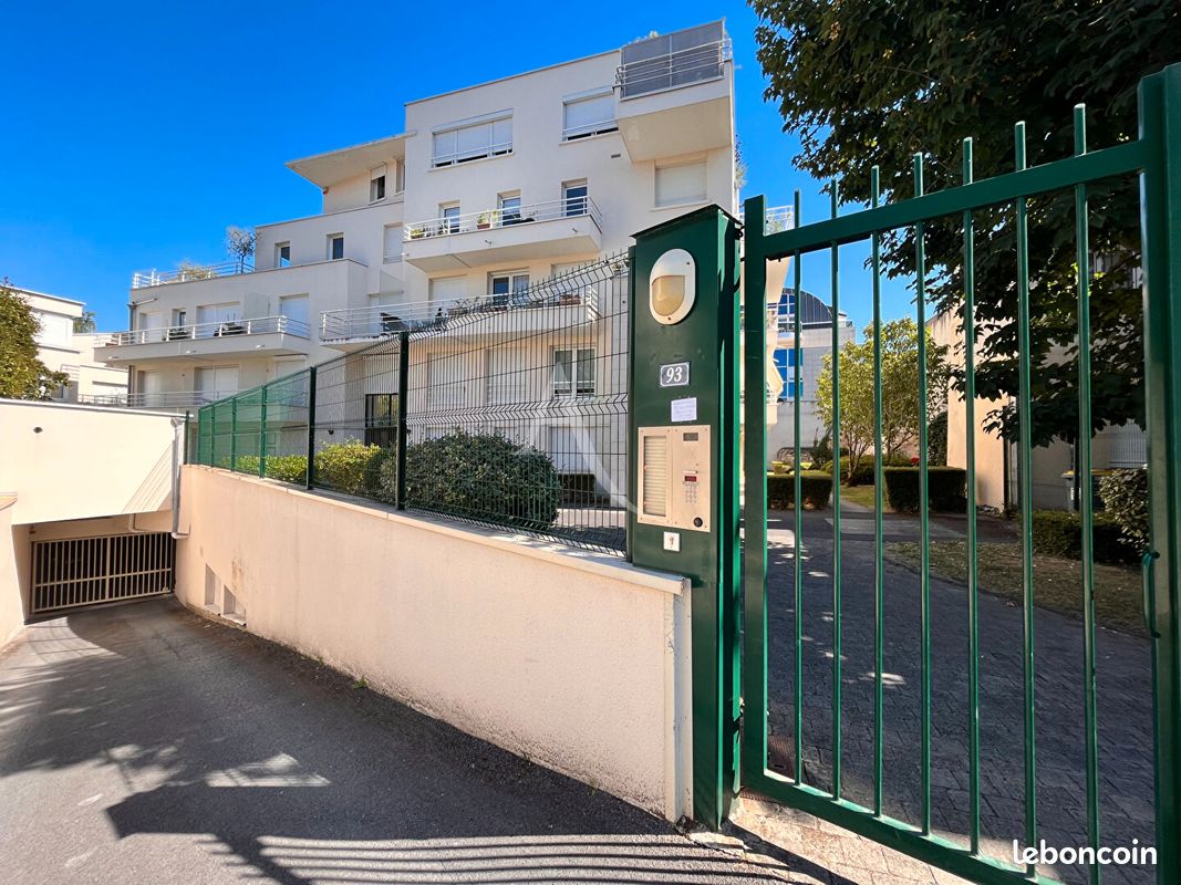 Parking 13 m² · à Reims · 13 m² · 79 €/mois
