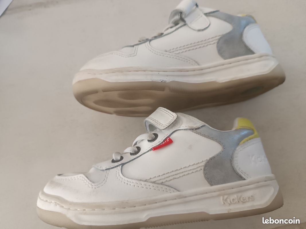Baskets blanches kickers taille 26 (image 3)