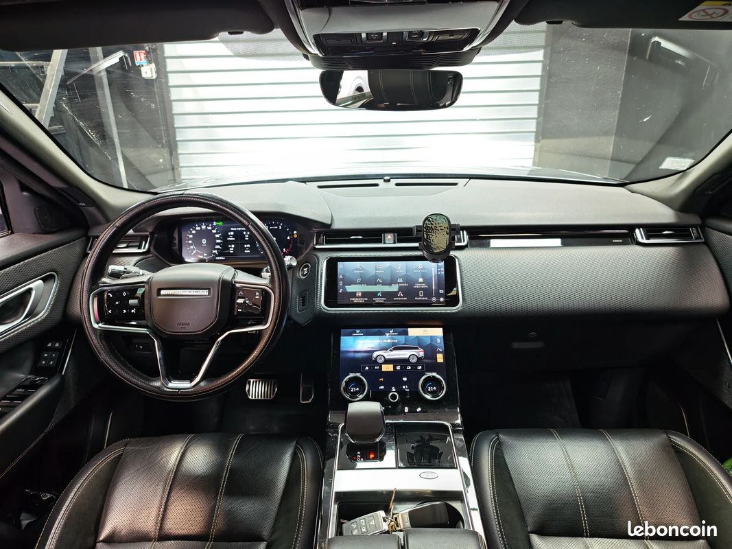 Land Rover RANGE ROVER VELAR R-Dynamic SE R DYNAMIC - REVISION A JOUR - SON MERIDIAN - COFFRE ELECTRIQUE - TOIT OUVRANT (image 19)