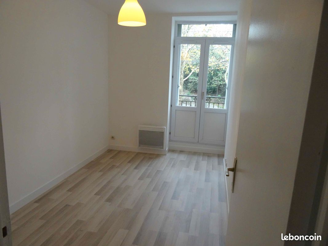Appartement 3 pièces 44 m² · à Nantes · 44 m² · 890 €