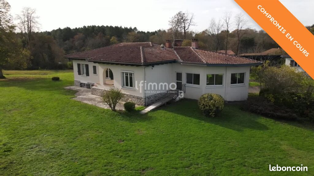 Maison 9 pièces 200 m² · à Rion-des-Landes · 200 m² · 229 000 €