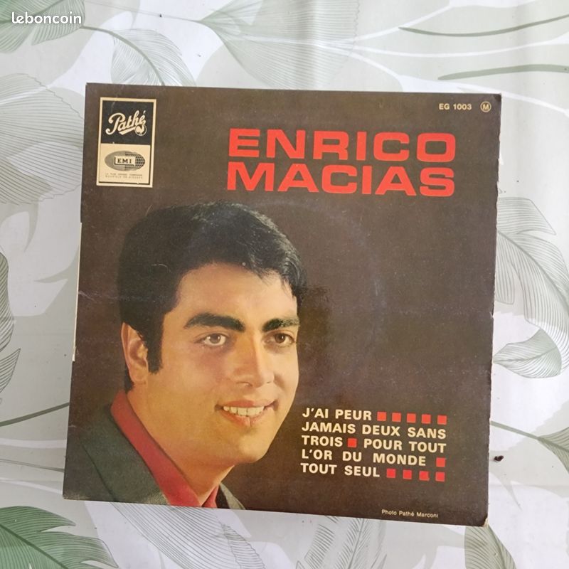 Enrico Macias - J'ai peur - 45T (image 1)