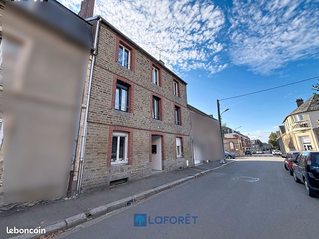 Immeuble 11 pièces 160 m² · à Flers · 160 m² · 275 600 €