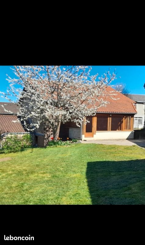 Maison 6 pièces 120 m² · à Châteauneuf-la-Forêt · 120 m² · 120 000 €